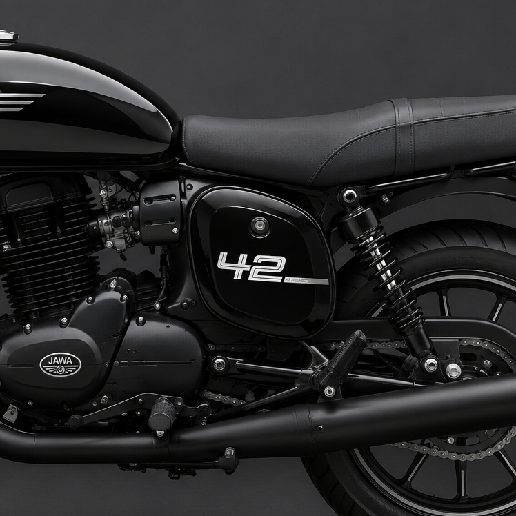 Jawa 42 Version 2.1  LH Panel Gloss Black | MotoARZT