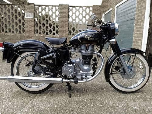 Set of 4 premium Tyre Side White Wall Inserts for cars and motorcycles, universal fit 8–19 inch, vintage classic wheel styling, durable and easy to install