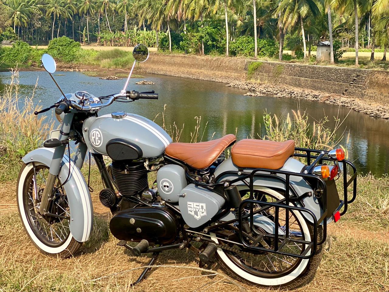 Set of 4 premium Tyre Side White Wall Inserts for cars and motorcycles, universal fit 8–19 inch, vintage classic wheel styling, durable and easy to install