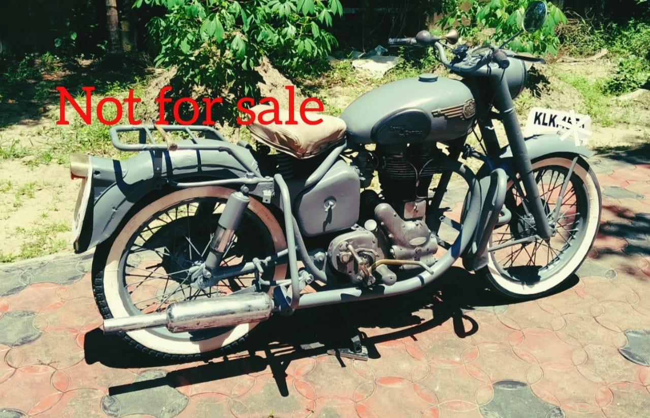 Set of 4 premium Tyre Side White Wall Inserts for cars and motorcycles, universal fit 8–19 inch, vintage classic wheel styling, durable and easy to install